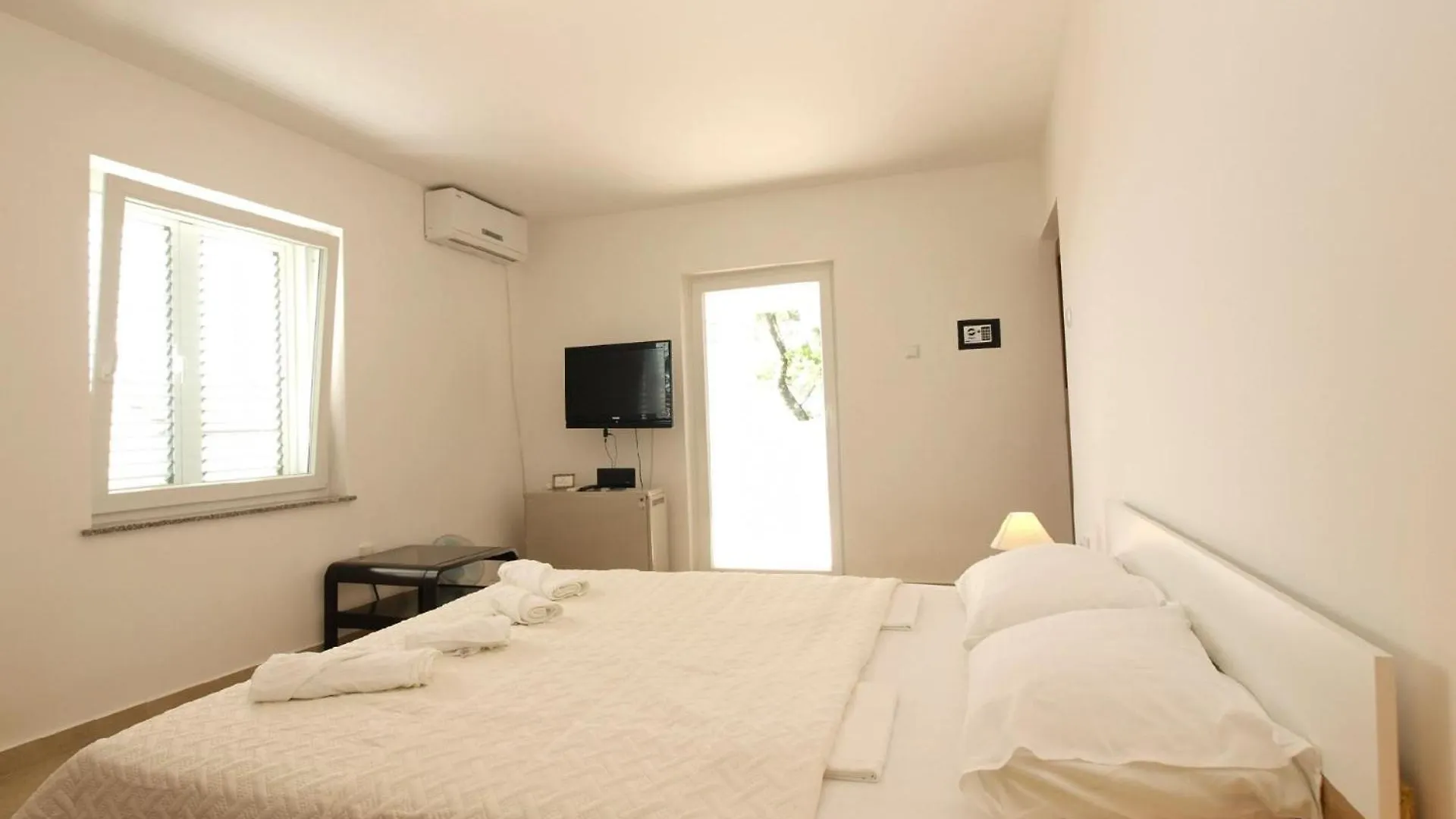 Apartment Ferienwohnung Fuer 4 Personen Ca 60 Qm In Premantura, Istrien Istrische Riviera Croatia