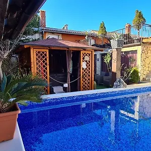 Adriana Bed & Breakfast